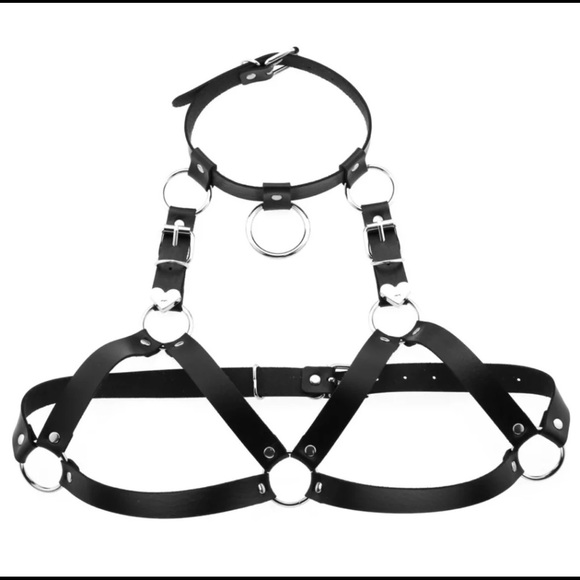 ❤️ Black Leather Chest Harness Belt w/ Hearts - Picture 7 of 8